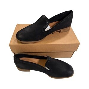 NWT Clarks | Women’s Black Suede Loafers Size 10W